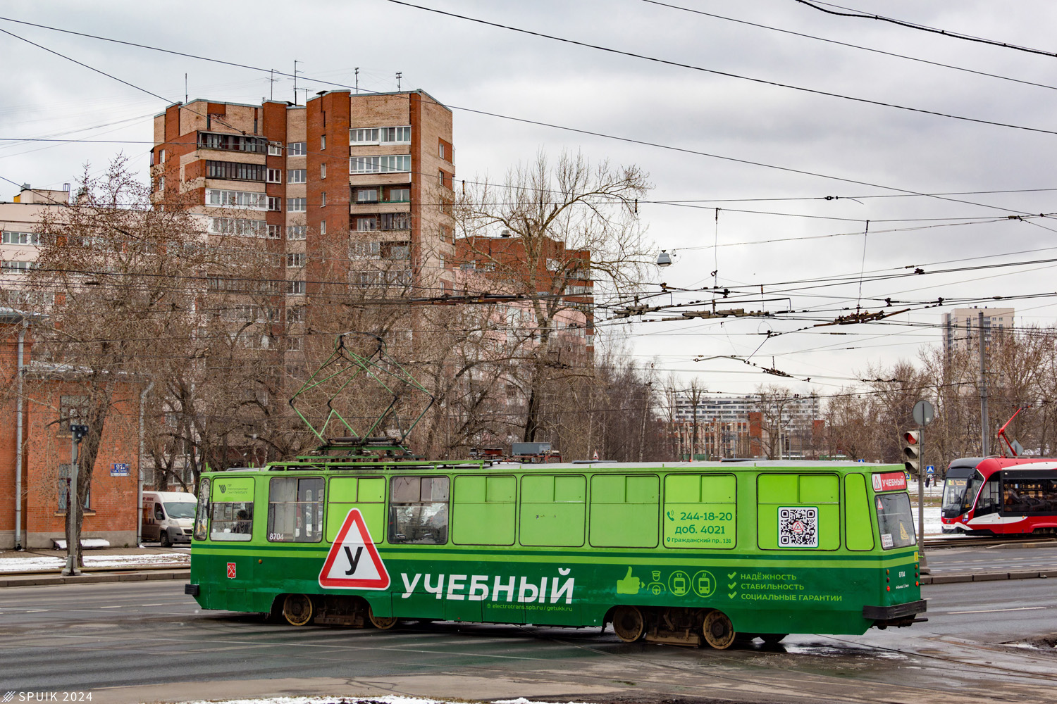 Санкт-Петербург, ЛМ-68М № 8704
