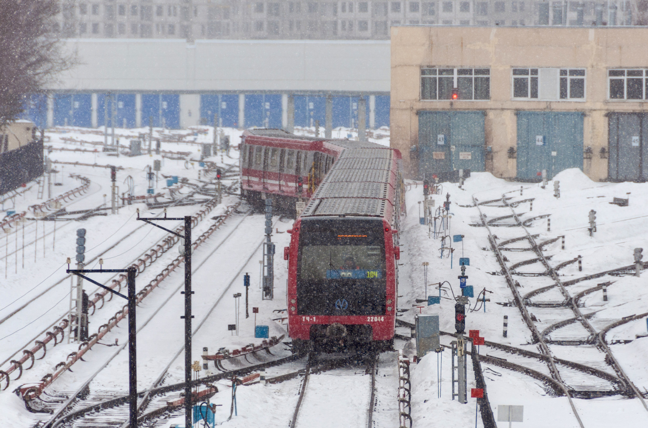 Санкт-Петербург, 81-722.1 № 22044; Санкт-Петербург — Метрополитен — Подвижной состав — 81-722/723/724 «Юбилейный»; Санкт-Петербург — Разные фотографии