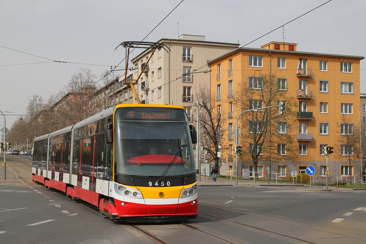 Prag, Škoda 15T7 ForCity Alfa Praha Nr. 9450
