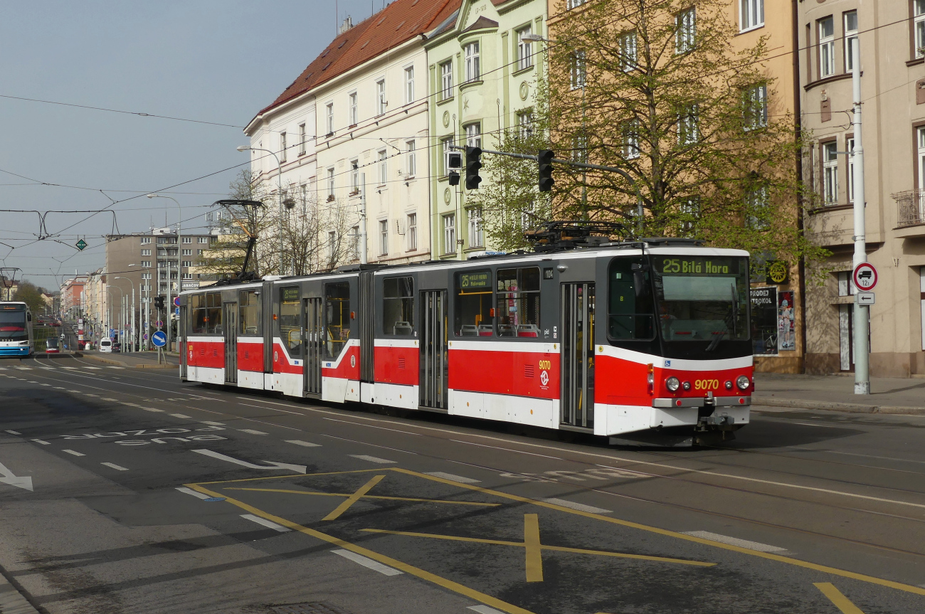 Прага, Tatra KT8D5R.N2P № 9070