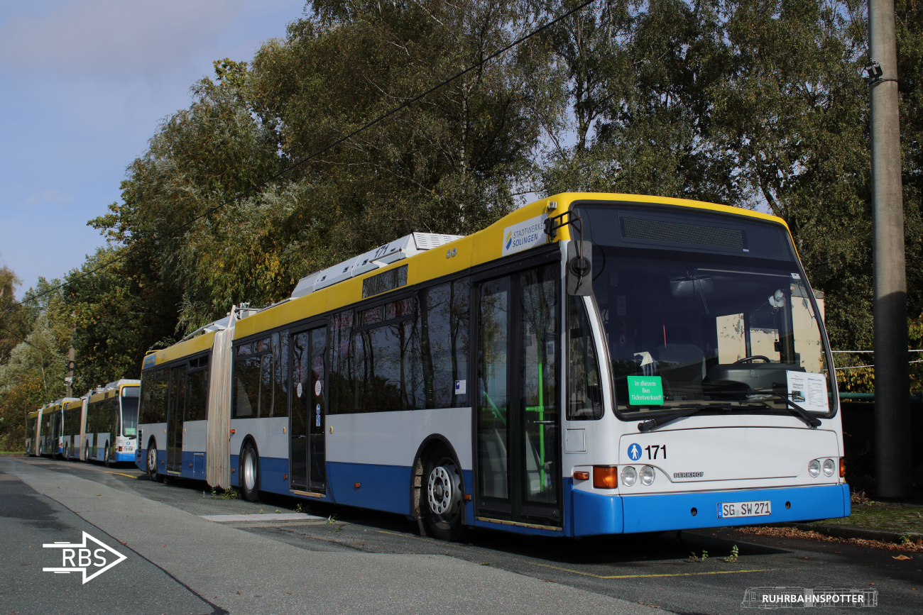 Solingen, Berkhof Premier AT18 Nr. SG-SW 271