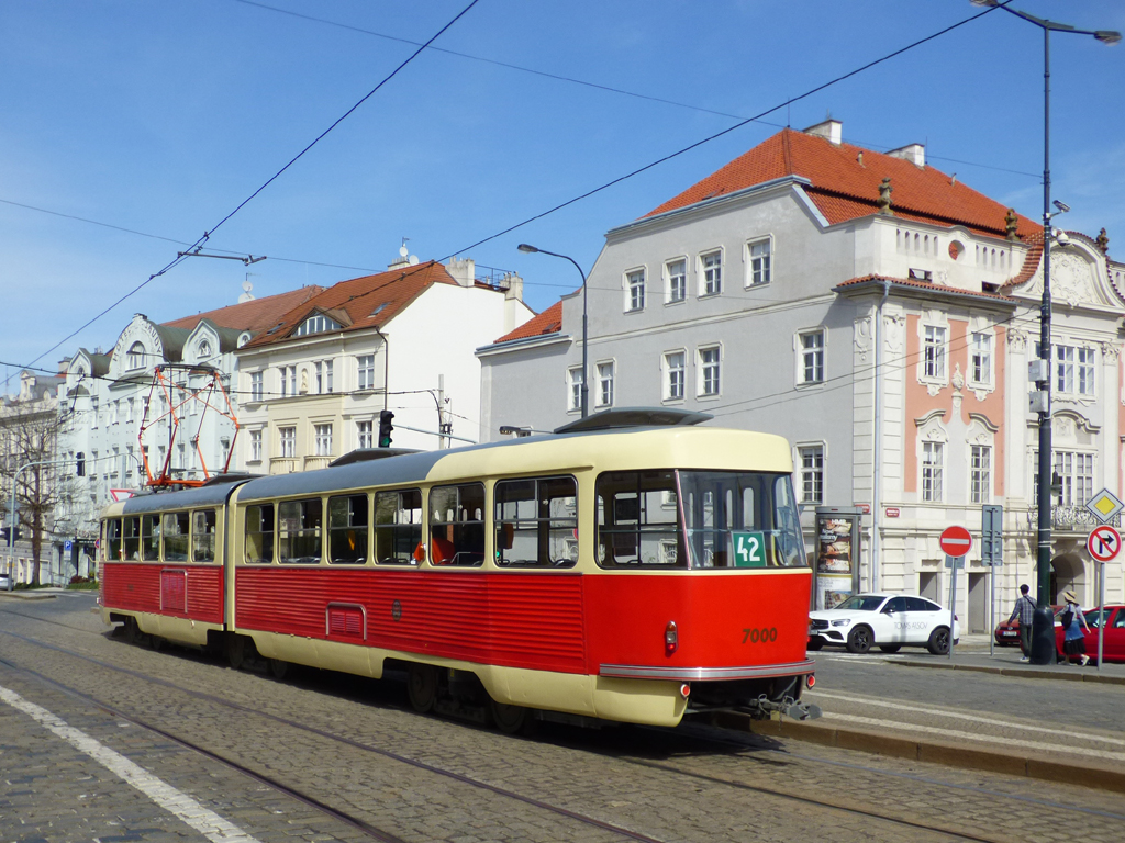 Prague, Tatra K2 N°. 7000