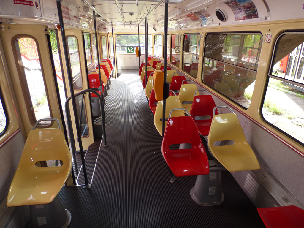 Прага, Tatra K2 № 7000