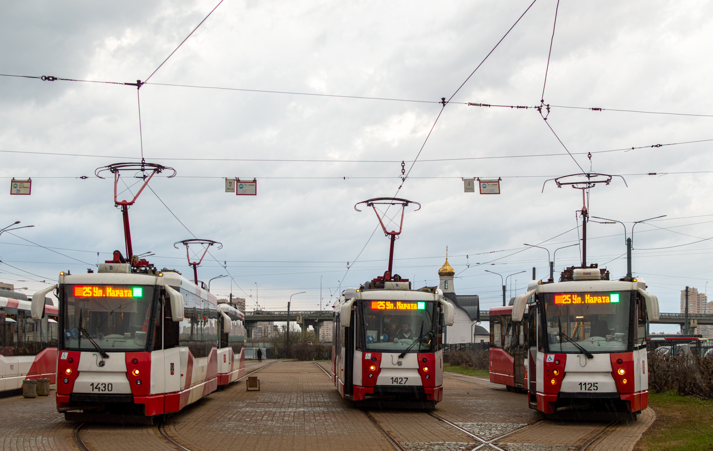 聖彼德斯堡, 71-153 (LM-2008) # 1430; 聖彼德斯堡, 71-153 (LM-2008) # 1427; 聖彼德斯堡, 71-152 (LVS-2005) # 1125