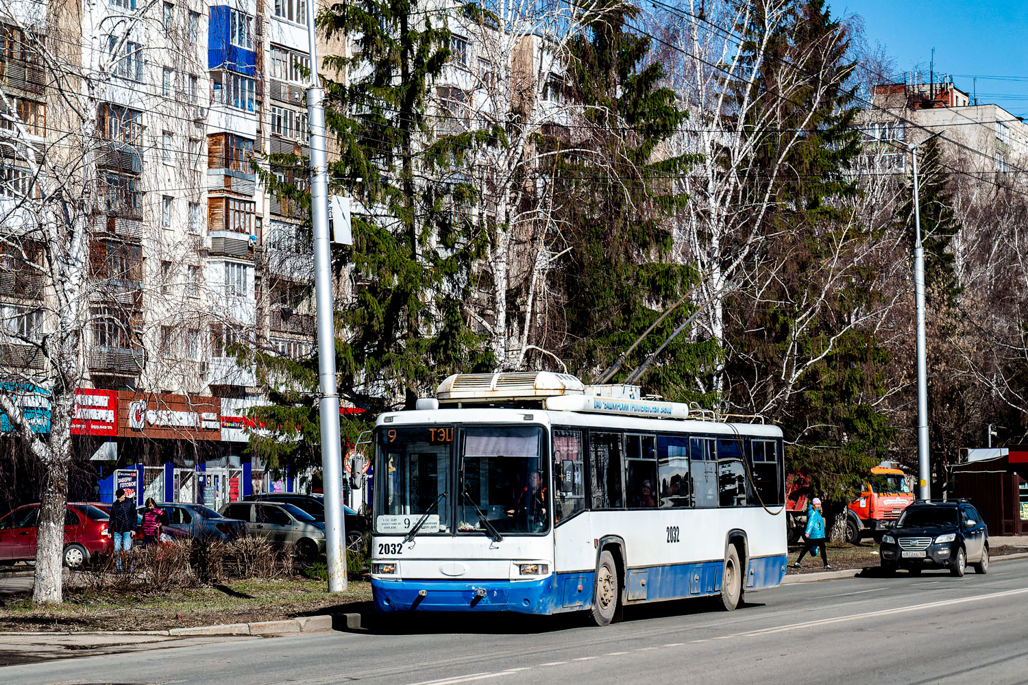 Уфа, БТЗ-52767А № 2032