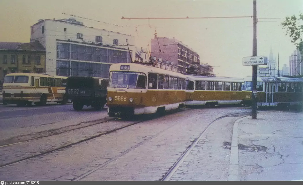 Москва, Tatra T3SU № 5868
