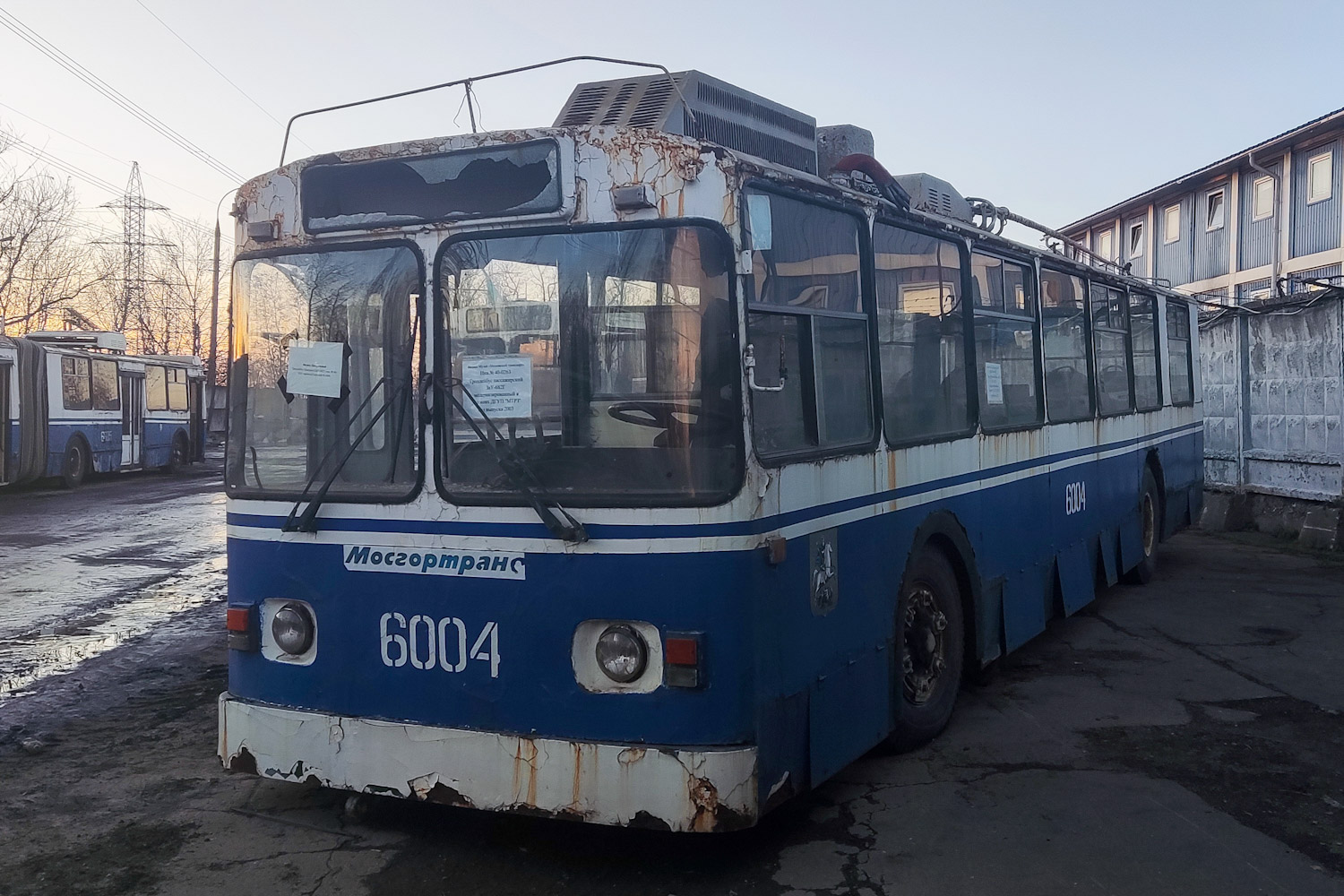 Москва, Нижтролл (ЗиУ-682Г) № 6004