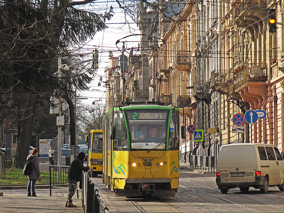 Lavov, Tatra KT4SU Br. 1136