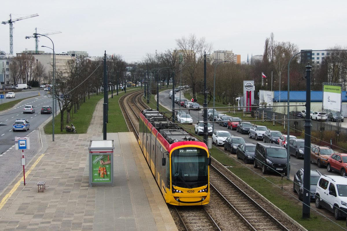 Варшава, Hyundai Rotem 140N № 4250