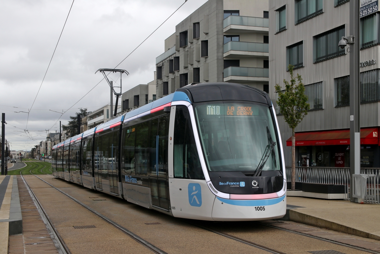 Париж -  Версаль -  Ивелин, Alstom Citadis 405 № 1005