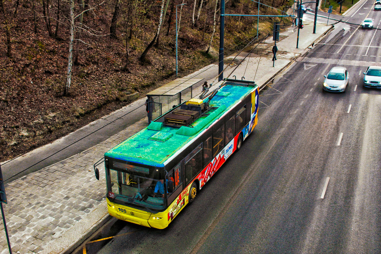 Львов, ЛАЗ E183D1 № 105