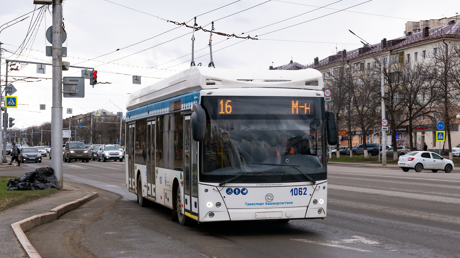 Уфа, УТТЗ-6241.01 «Горожанин» № 1062