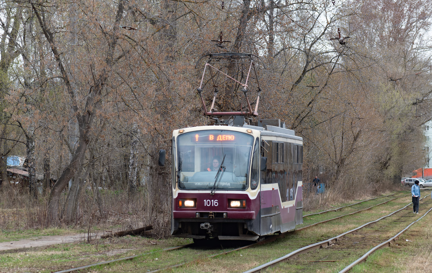 Nizhny Novgorod, 71-407 č. 1016