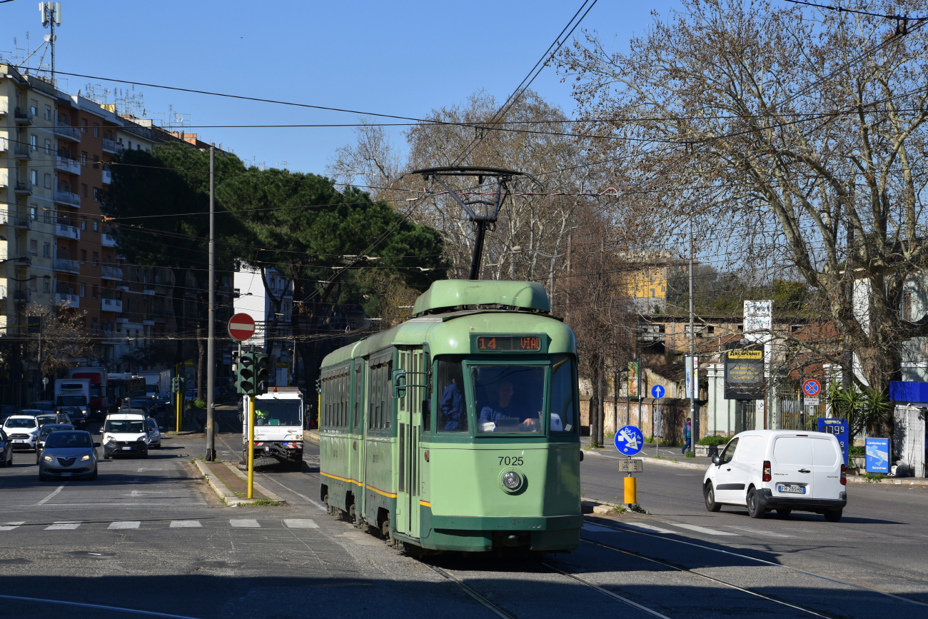 Рим, Treno Articolato Stanga (TAS) № 7025