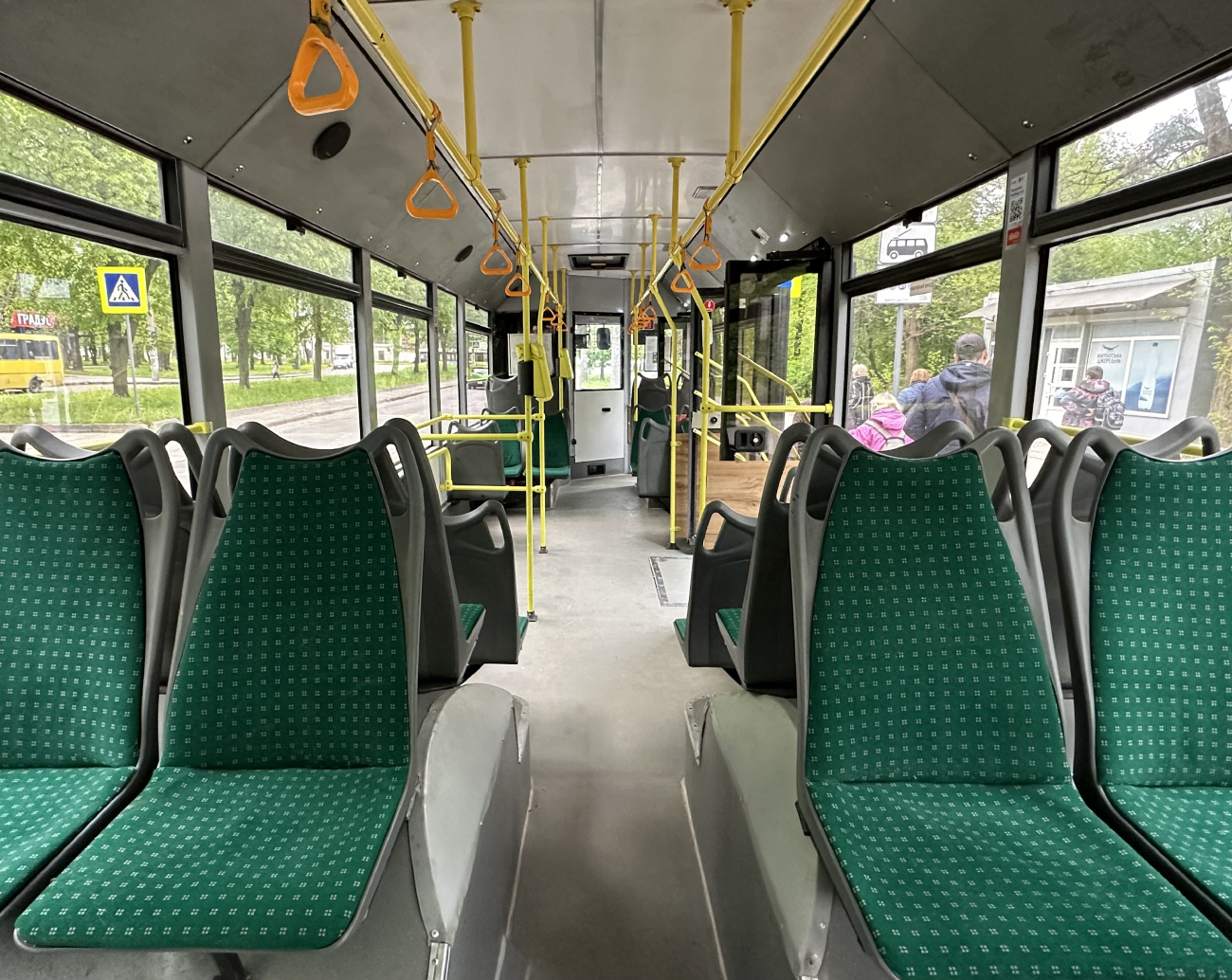 Львов, ЛАЗ E183D1 № 113