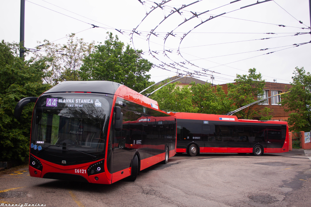 Братислава, SOR TNS 12 (Škoda) № 6121