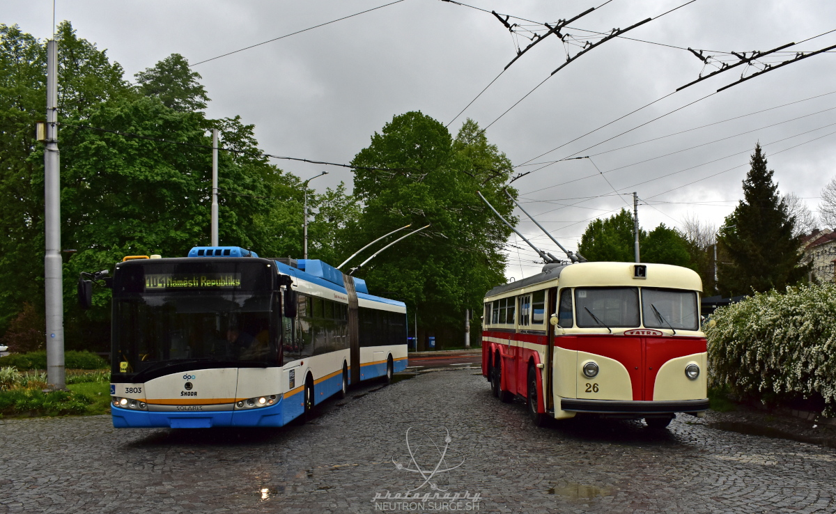 Острава, Škoda 27Tr Solaris III № 3803; Острава, Tatra T400 № 26