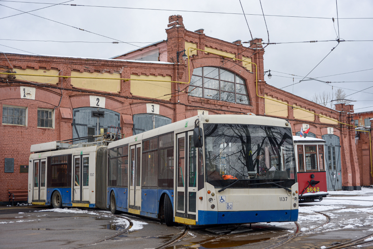 Pietari, Trolza-6206.01 “Megapolis” # 1137