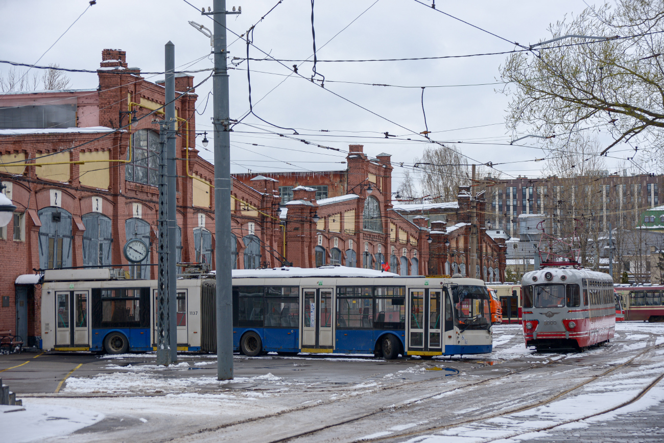 Санкт-Петербург, Тролза-6206.01 «Мегаполис» № 1137; Санкт-Петербург, ТС-76 № 5000