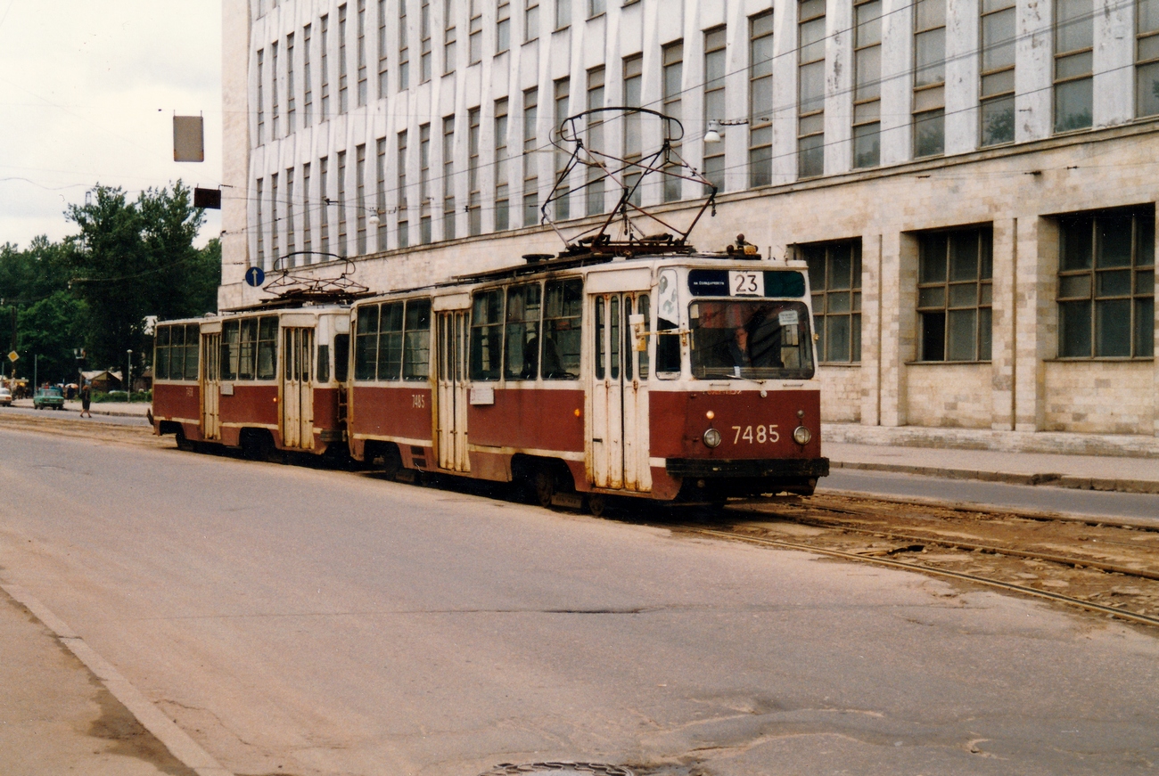Sankt-Peterburg, LM-68M № 7485 Sankt-Peterburg, LM-68M № 7485