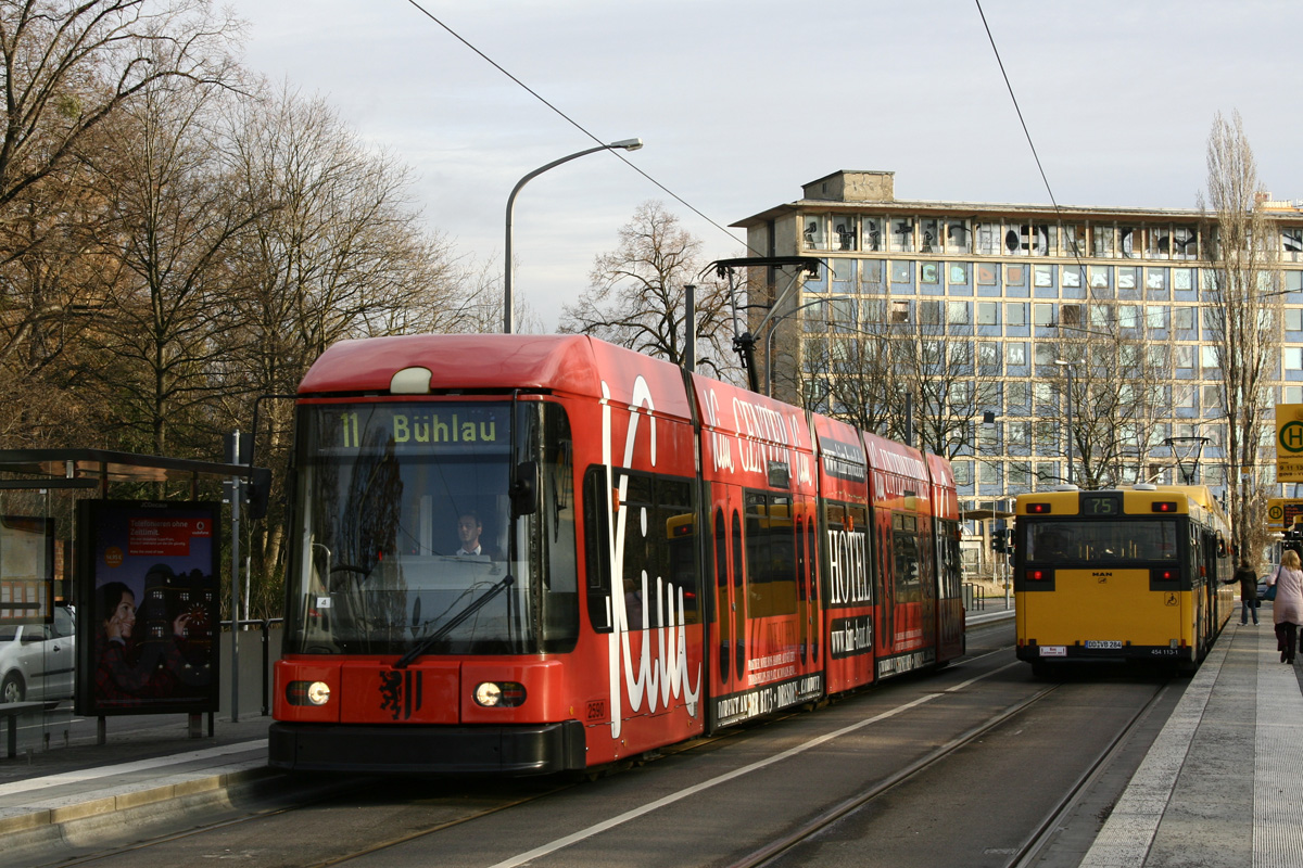 Дрезден, SachsenTram NGT 6 DD ZR № 2590