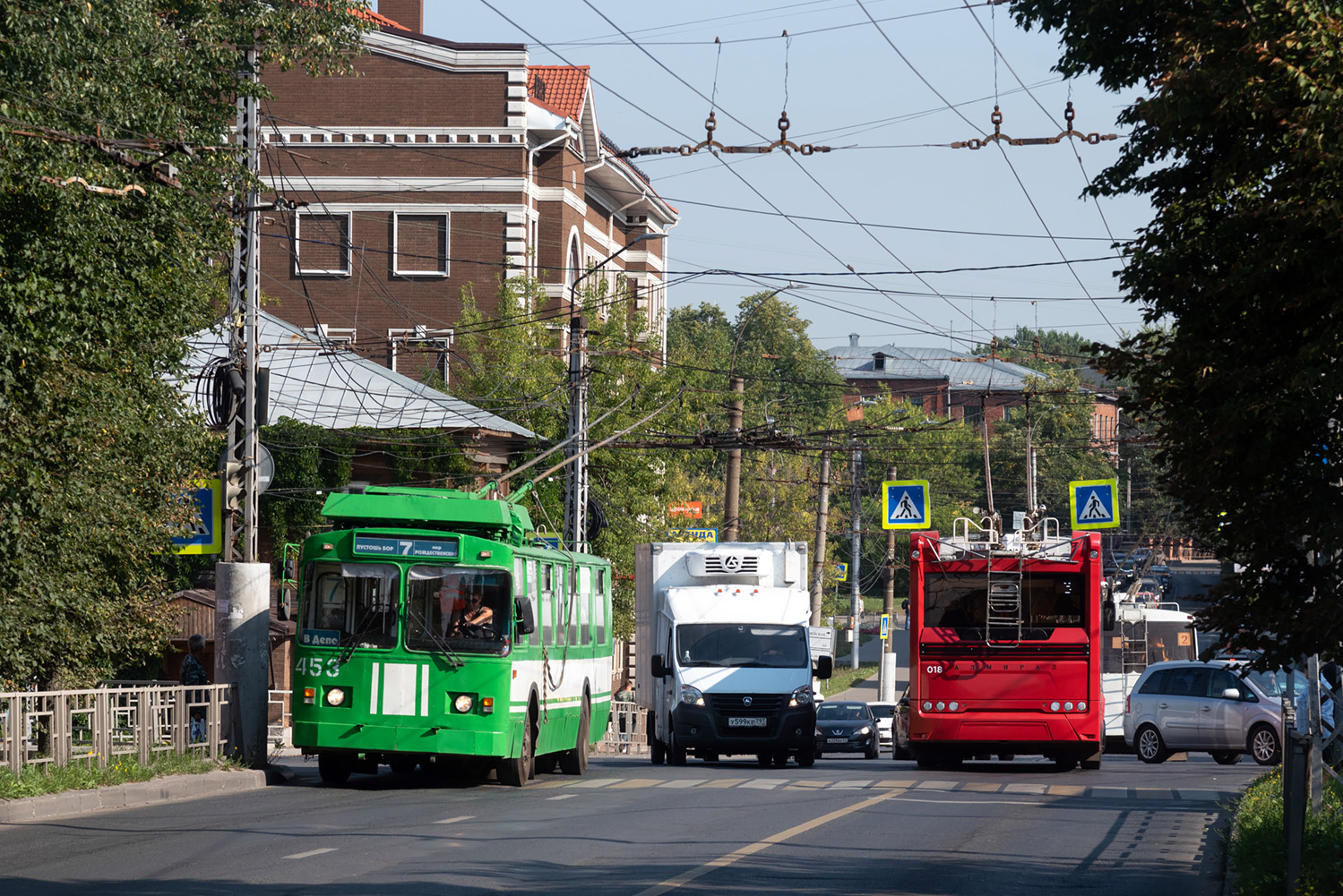 Иваново, ЗиУ-682 КР Иваново № 453; Иваново, ПКТС-6281.00 «Адмирал» № 018