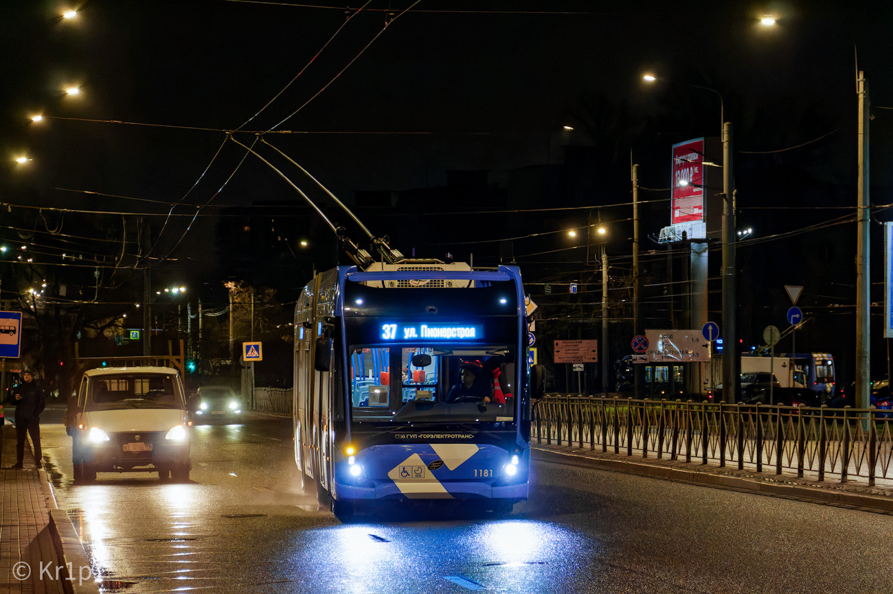 Санкт-Петербург, ВМЗ-6215.01 «Премьер» № 1181