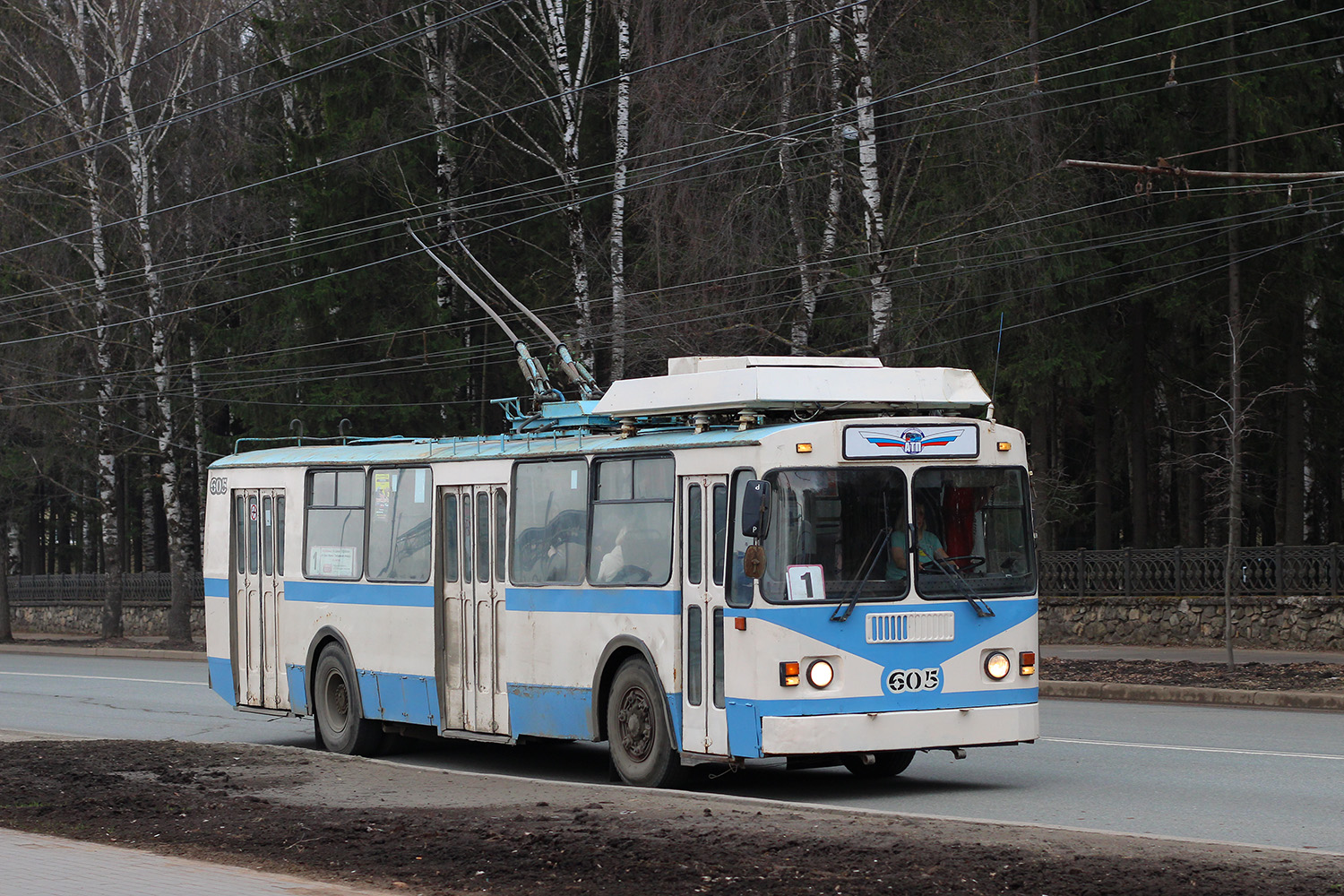 Киров, ЗиУ-682 КР Иваново № 605