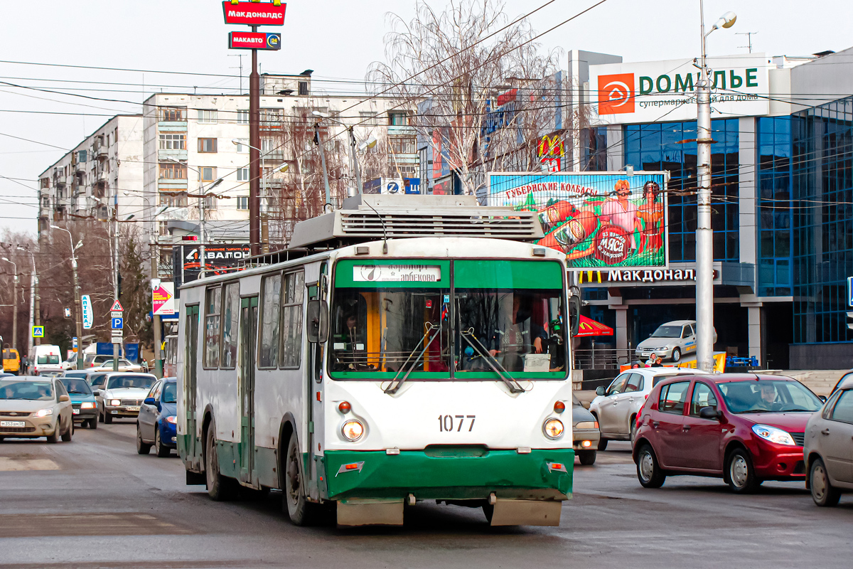 Пенза, ВЗТМ-5284 № 1077