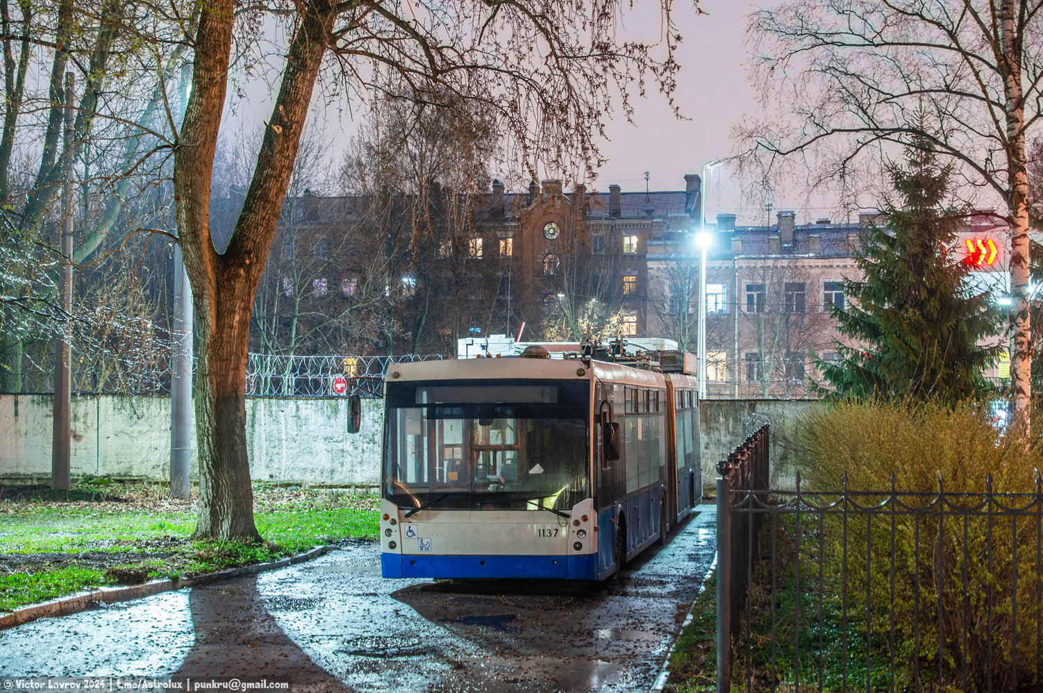 Санкт-Петербург, Тролза-6206.01 «Мегаполис» № 1137