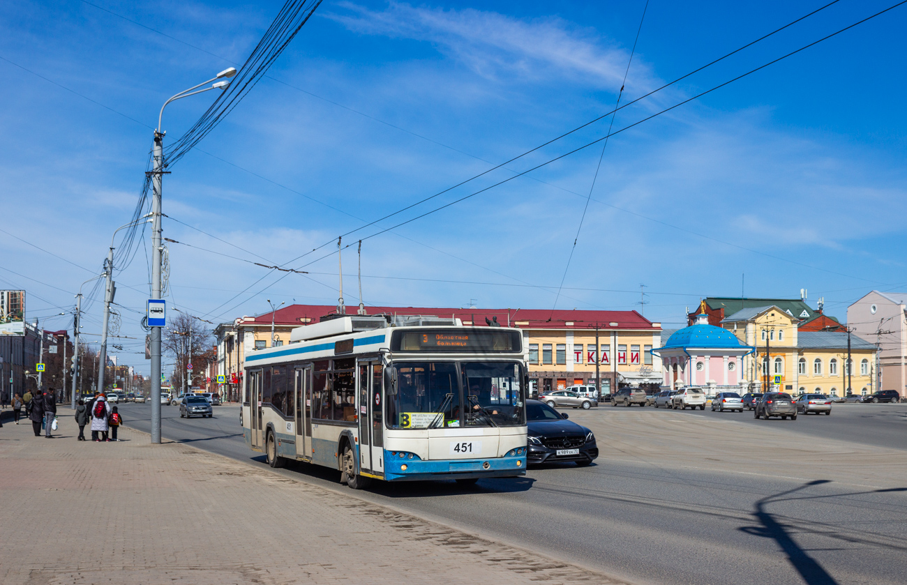 Томск, СВАРЗ-МАЗ-6235.00 № 451