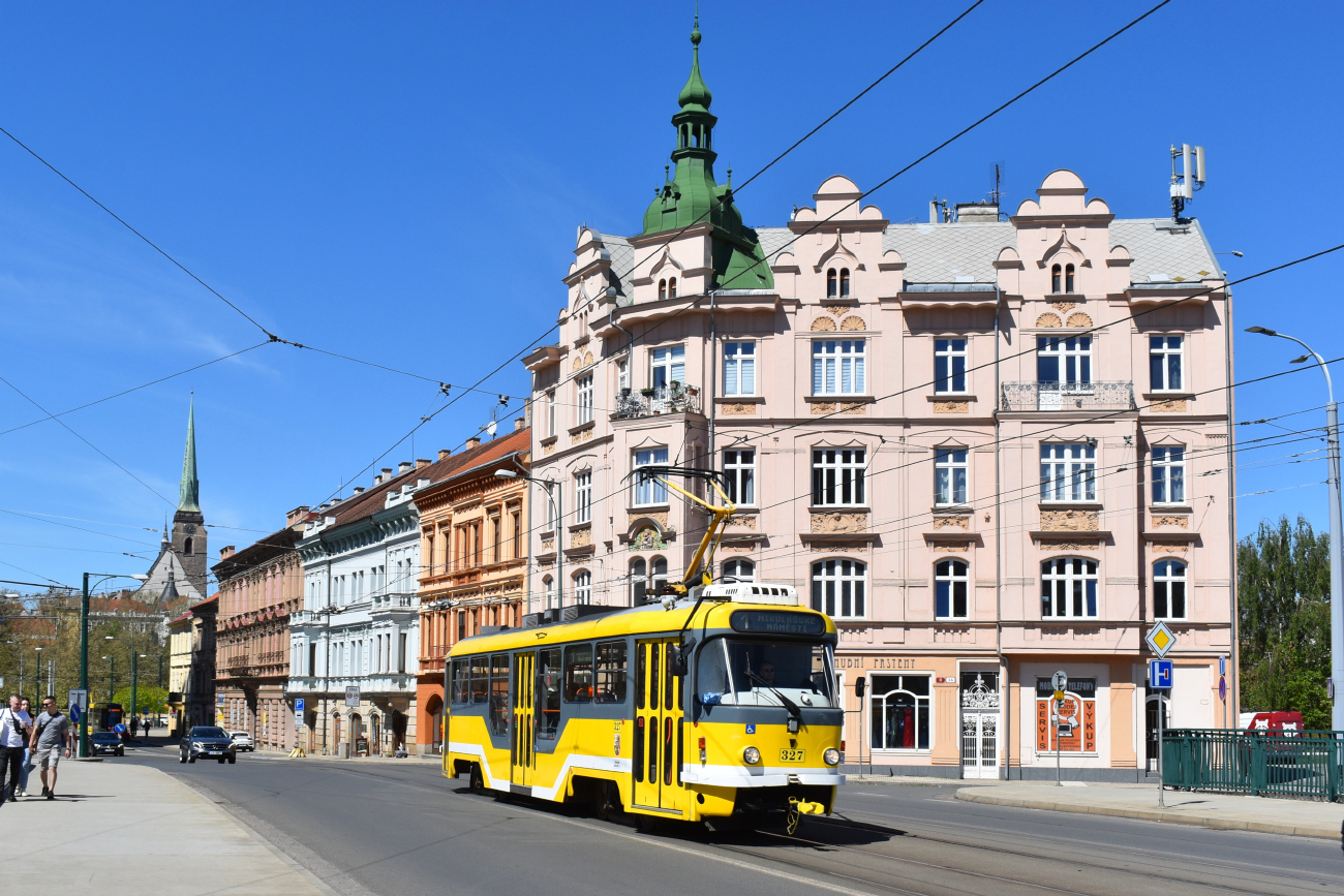 Пльзень, Tatra T3R.PLF № 327