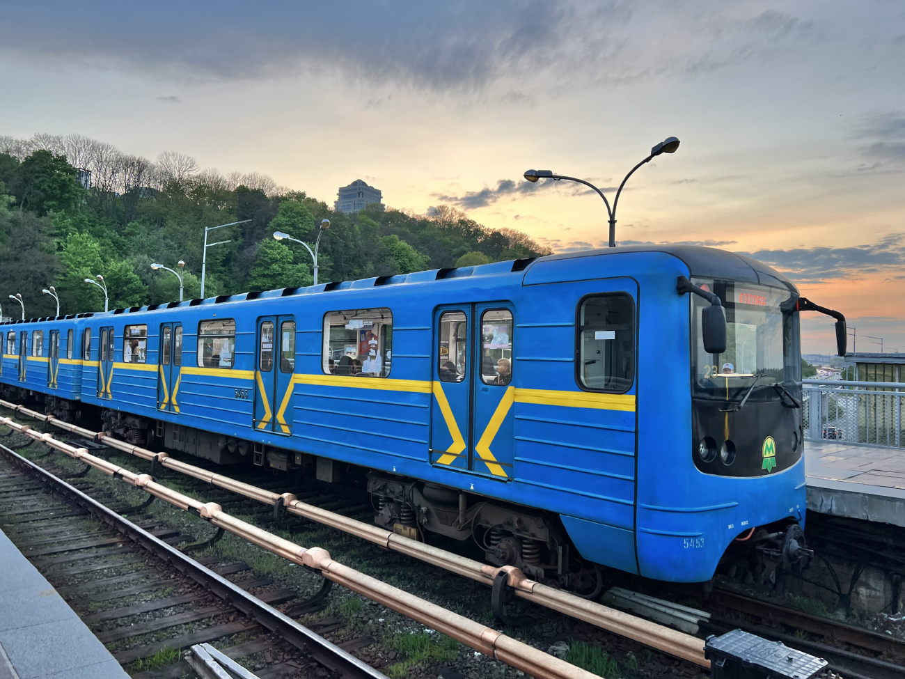 Кіеў, Е-КМ-Гб (81-7080) № 5453