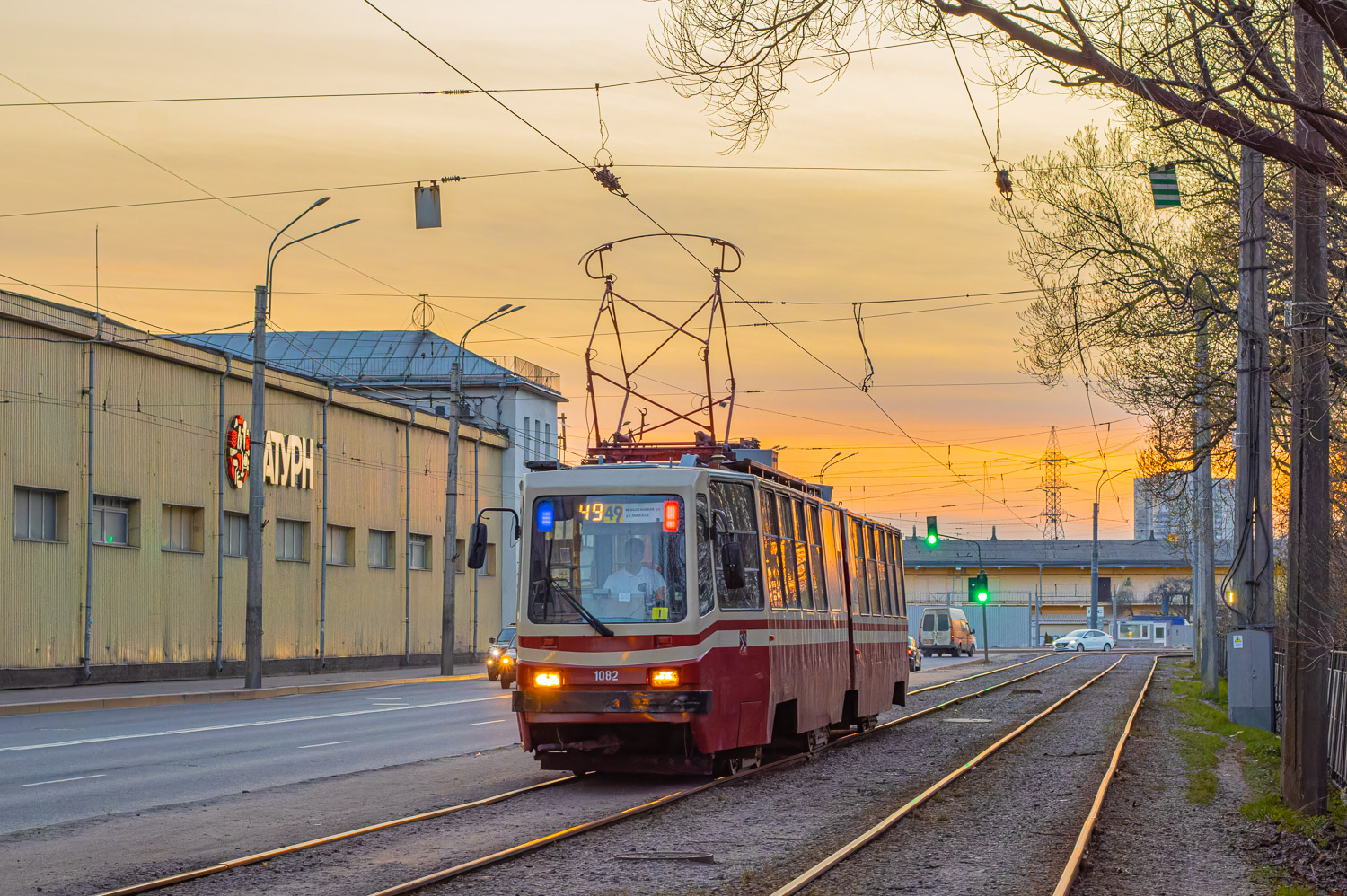 Saint-Petersburg, LVS-86K Br. 1082