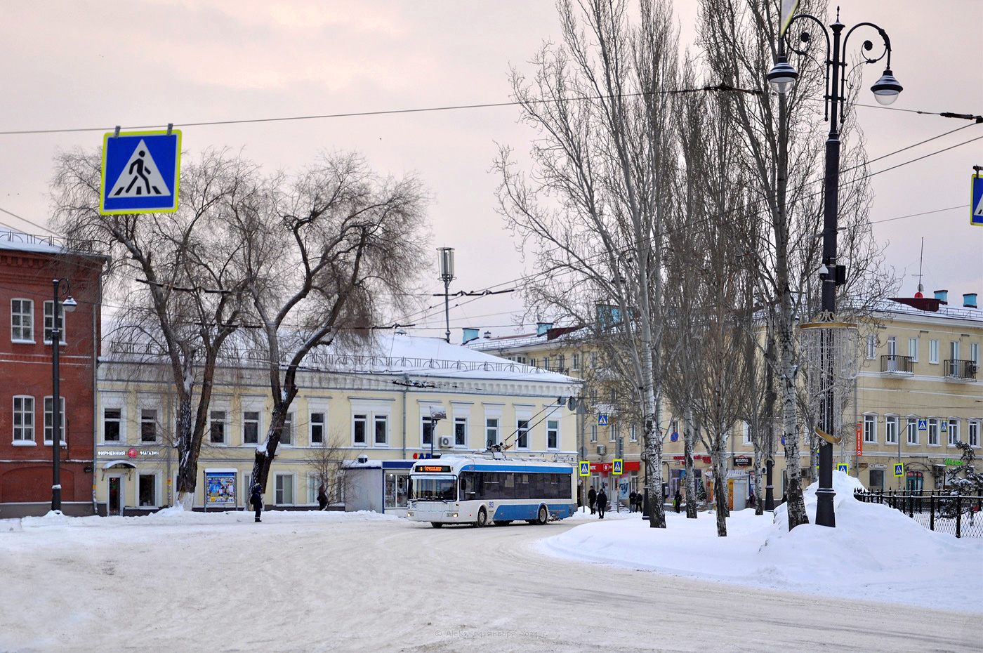 Самара, Stadler 321 № 913; Самара — Конечные станции и кольца (троллейбус); Самара — Троллейбусные линии