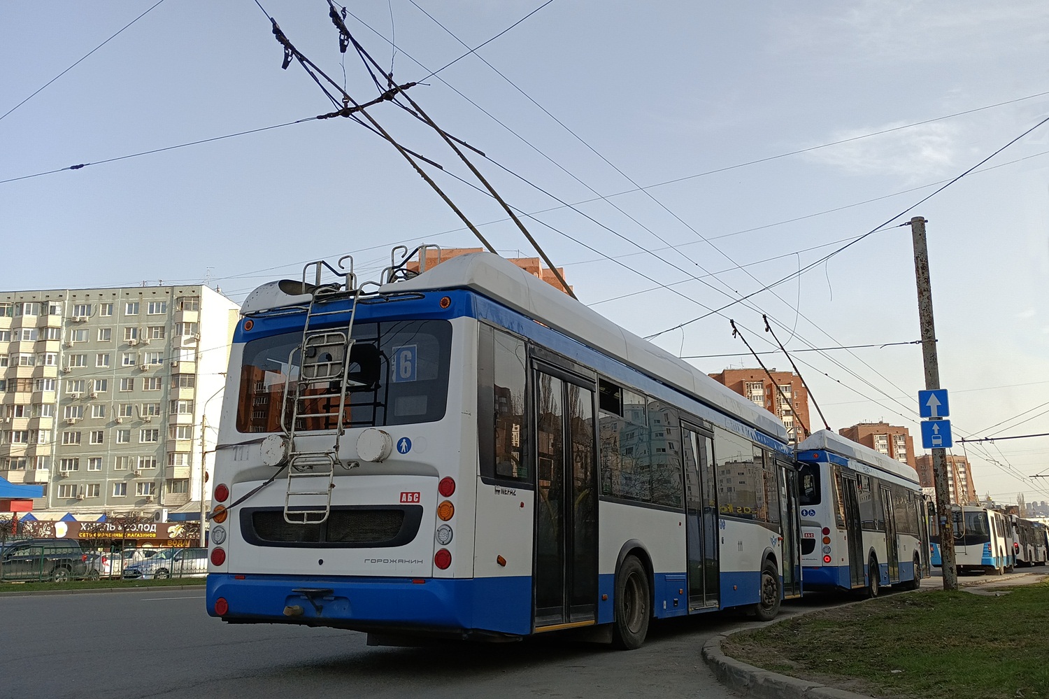 Ростов-на-Дону, УТТЗ-6241-10-02 «Горожанин» № 111