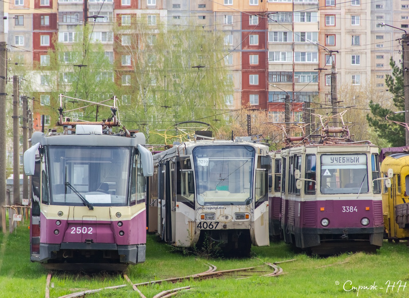 Нижний Новгород, 71-153.3 (ЛМ-2008) № 2502; Нижний Новгород, 71-619А № 3210; Нижний Новгород, 71-605 (КТМ-5М3) № 3384