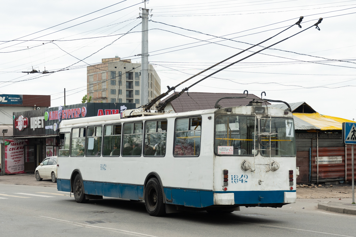 Бишкек, ЗиУ-682Г-016.05 № 1842