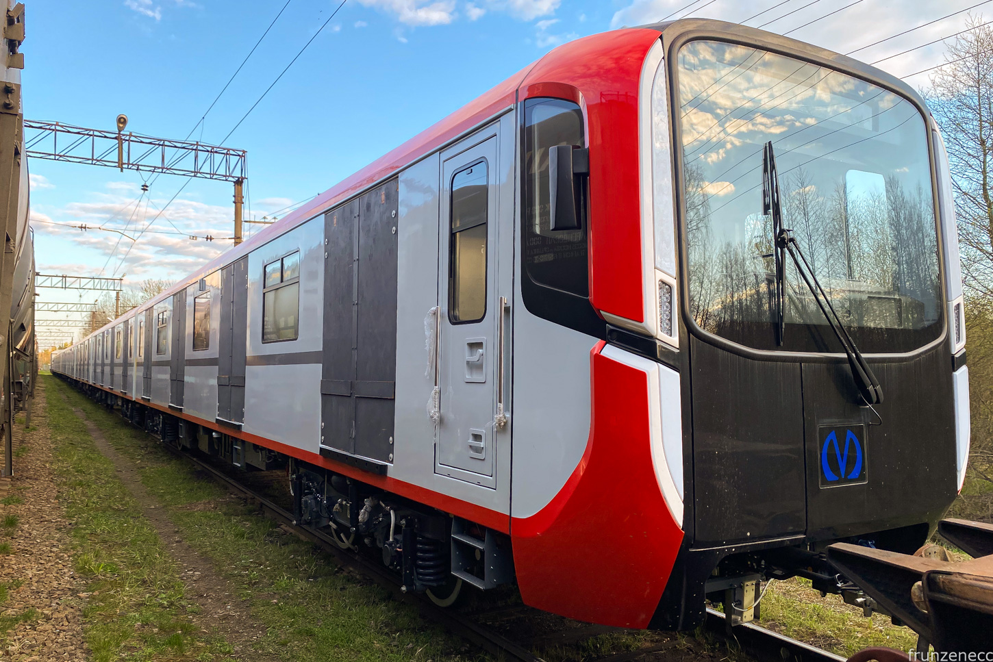 Санкт-Петербург, 81-725.1  «Балтиец» № 25048; Санкт-Петербург — Метрополитен — Перегонка вагонов метро по ж/д Санкт-Петербург, 81-725.1  «Балтиец» № 25048; Санкт-Петербург — Метрополитен — Перегонка вагонов метро по ж/д