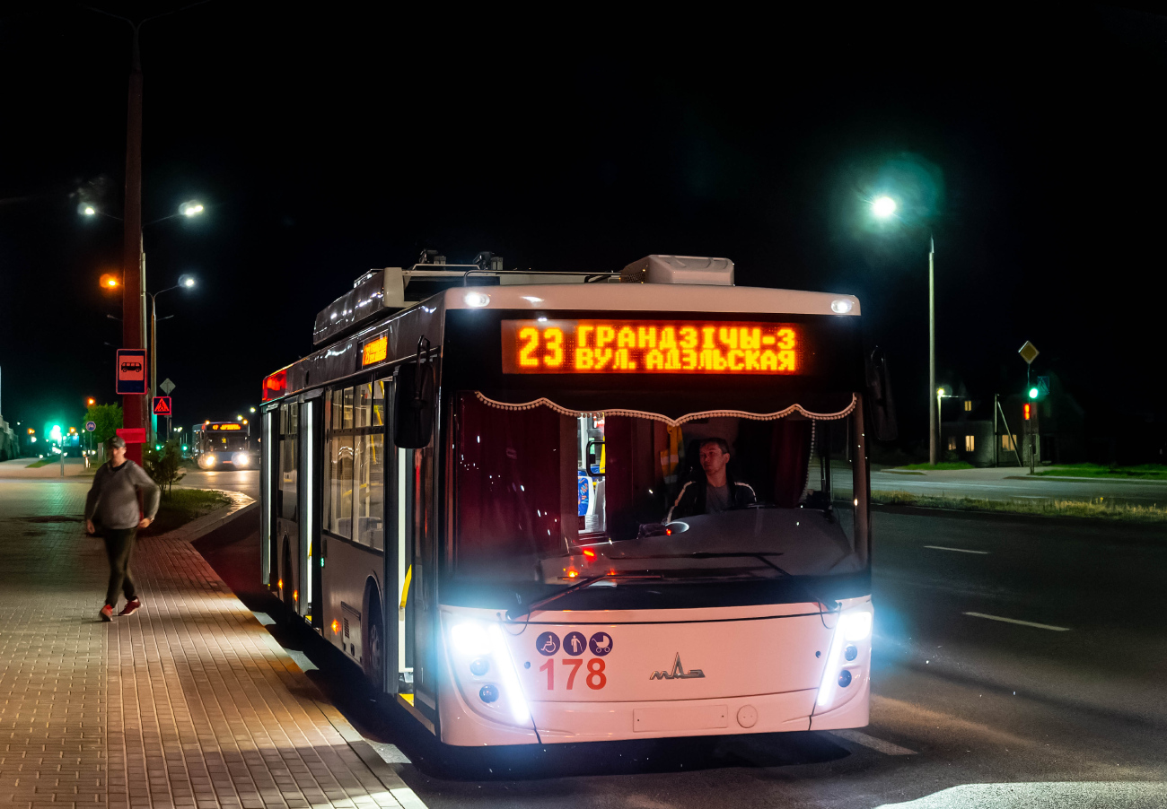 Hrodna, MAZ-203T70 Br. 178