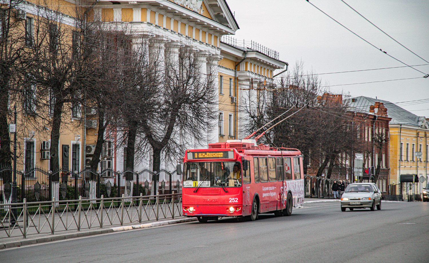 Владимир, ЗиУ-682Г-016.04 № 252