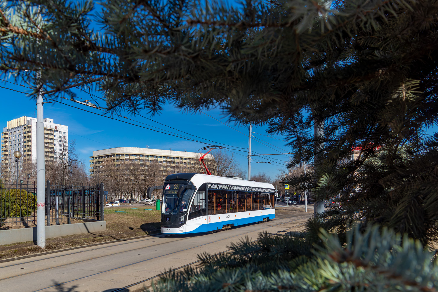 Москва, 71-911ЕМ «Львёнок» № 30624