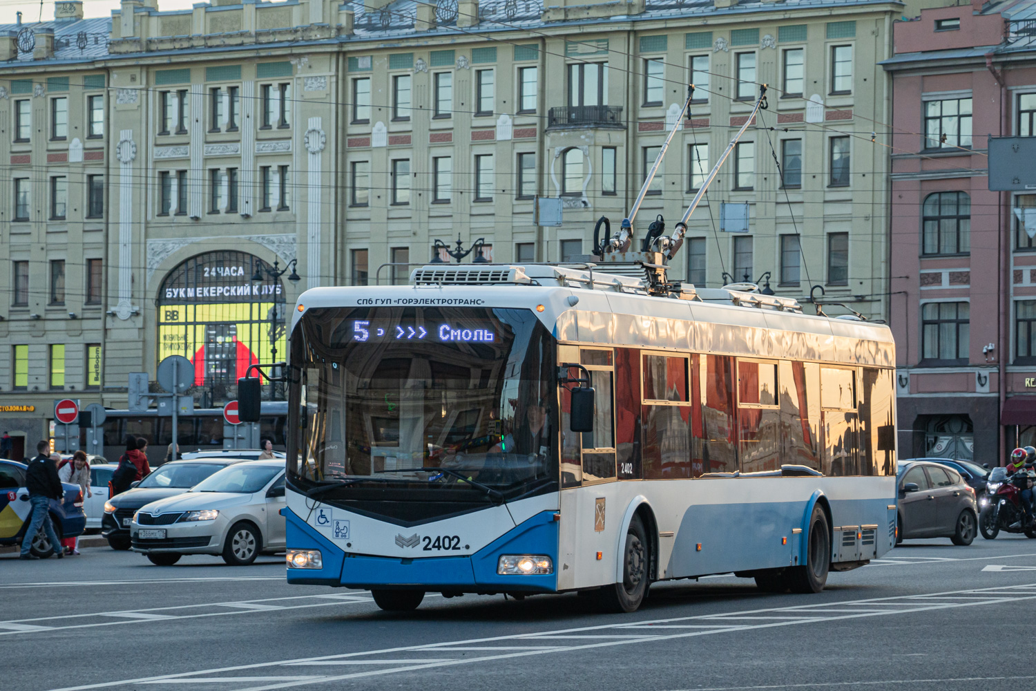 Санкт-Петербург, БКМ 321 № 2402