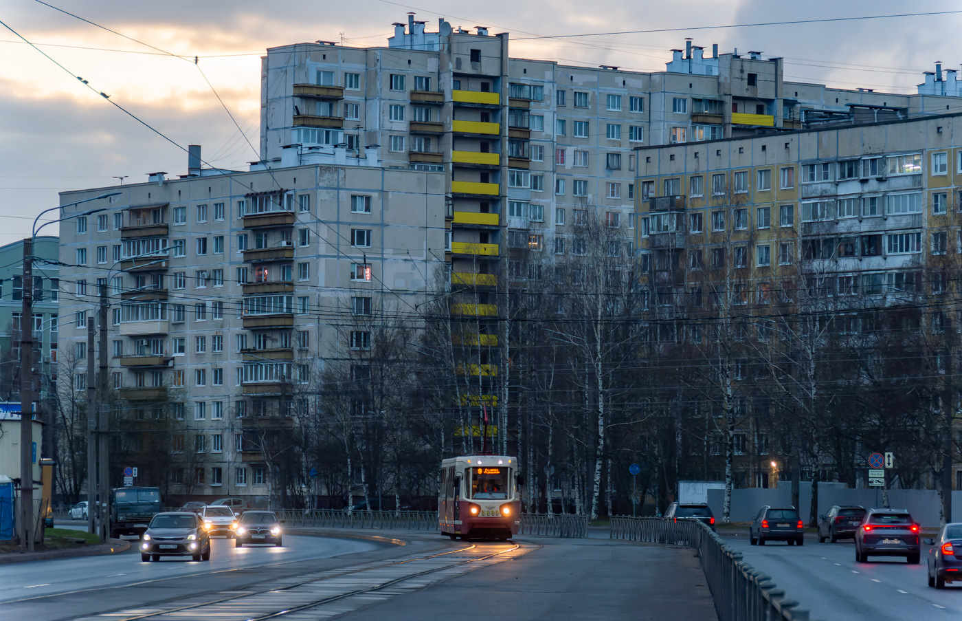 Sankt Petersburg, LM-68M2 (mod. SPb GET) Nr. 5689
