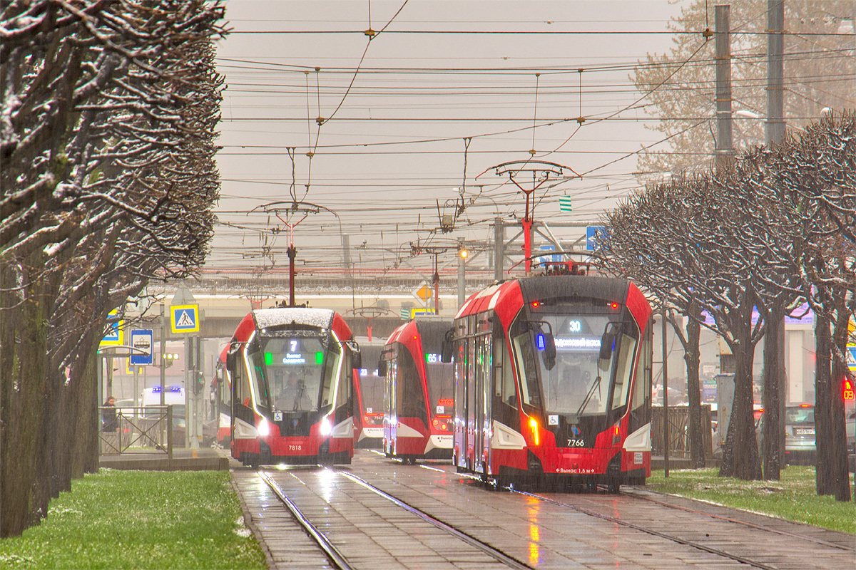 Санкт-Петербург, 71-923М «Богатырь-М» № 7818; Санкт-Петербург, 71-932 «Невский» № 7766