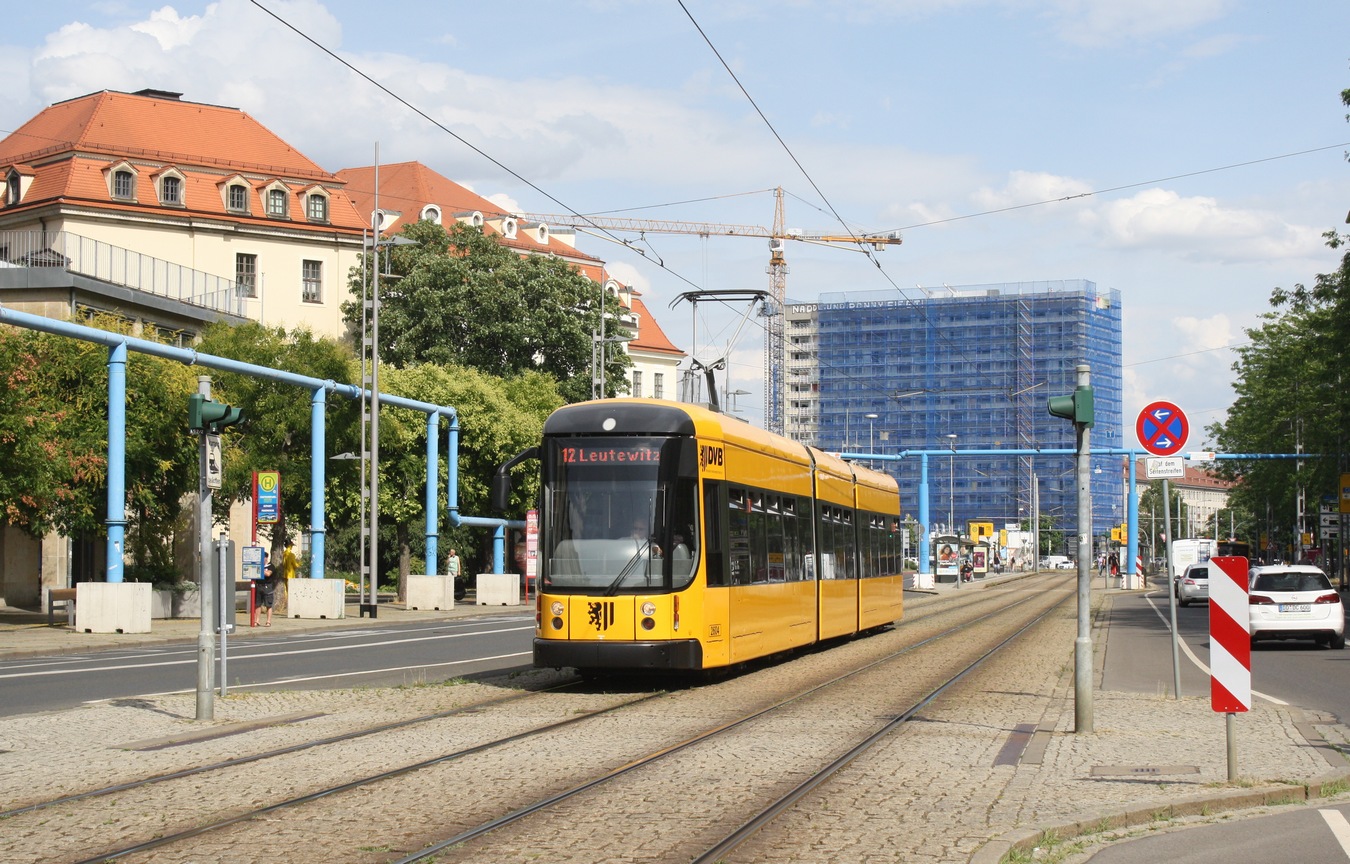Dresden, Bombardier NGT D8 DD 	 № 2604