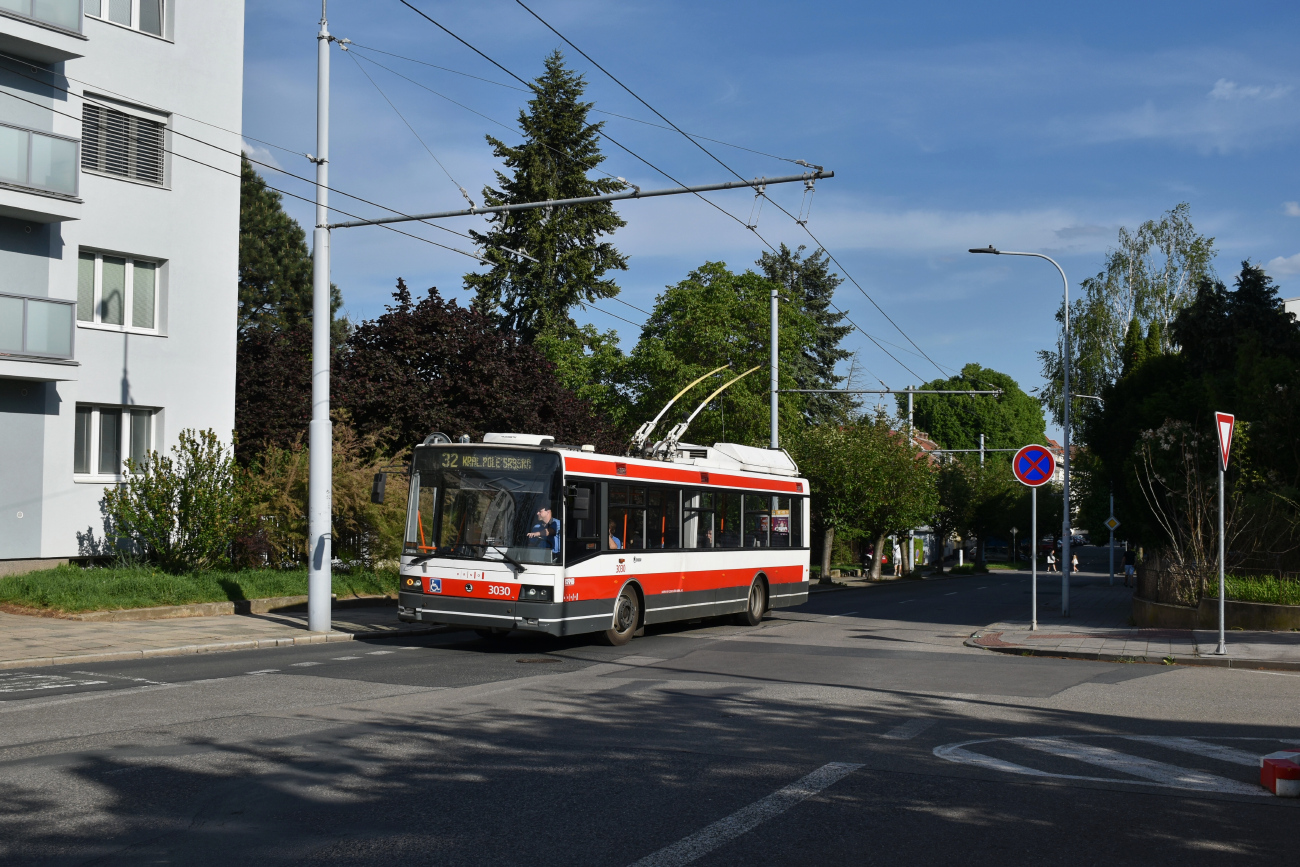 Брно, Škoda 21Tr № 3030