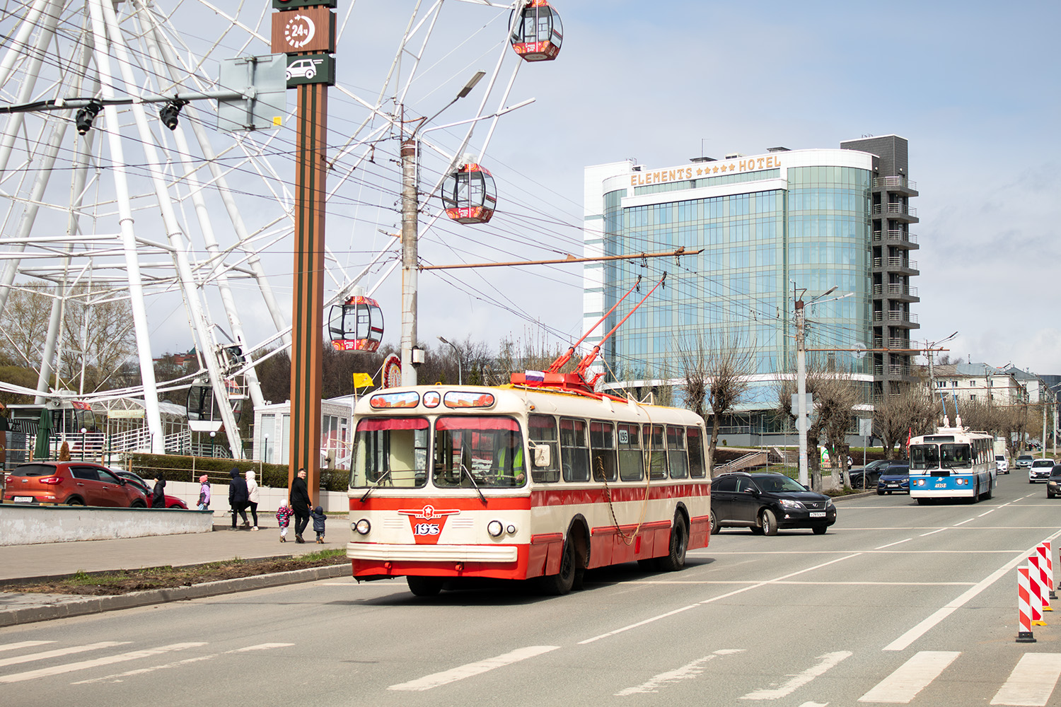 Киров, ЗиУ-5Д № 193