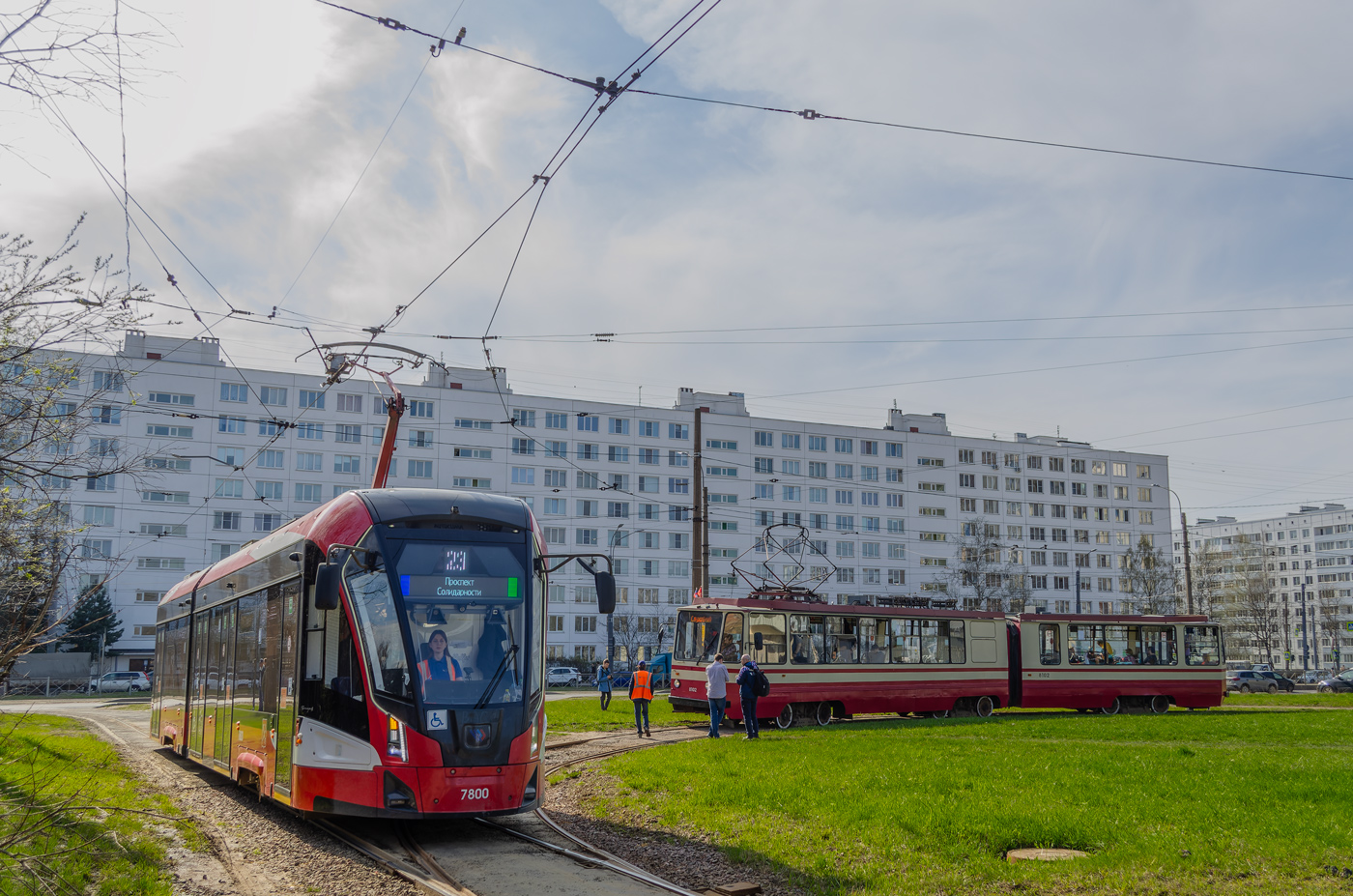 Санкт-Петербург, 71-923М «Богатырь-М» № 7800; Санкт-Петербург — Заказная поездка на трамвае ЛВС-97К №8102 — 28.04.2024