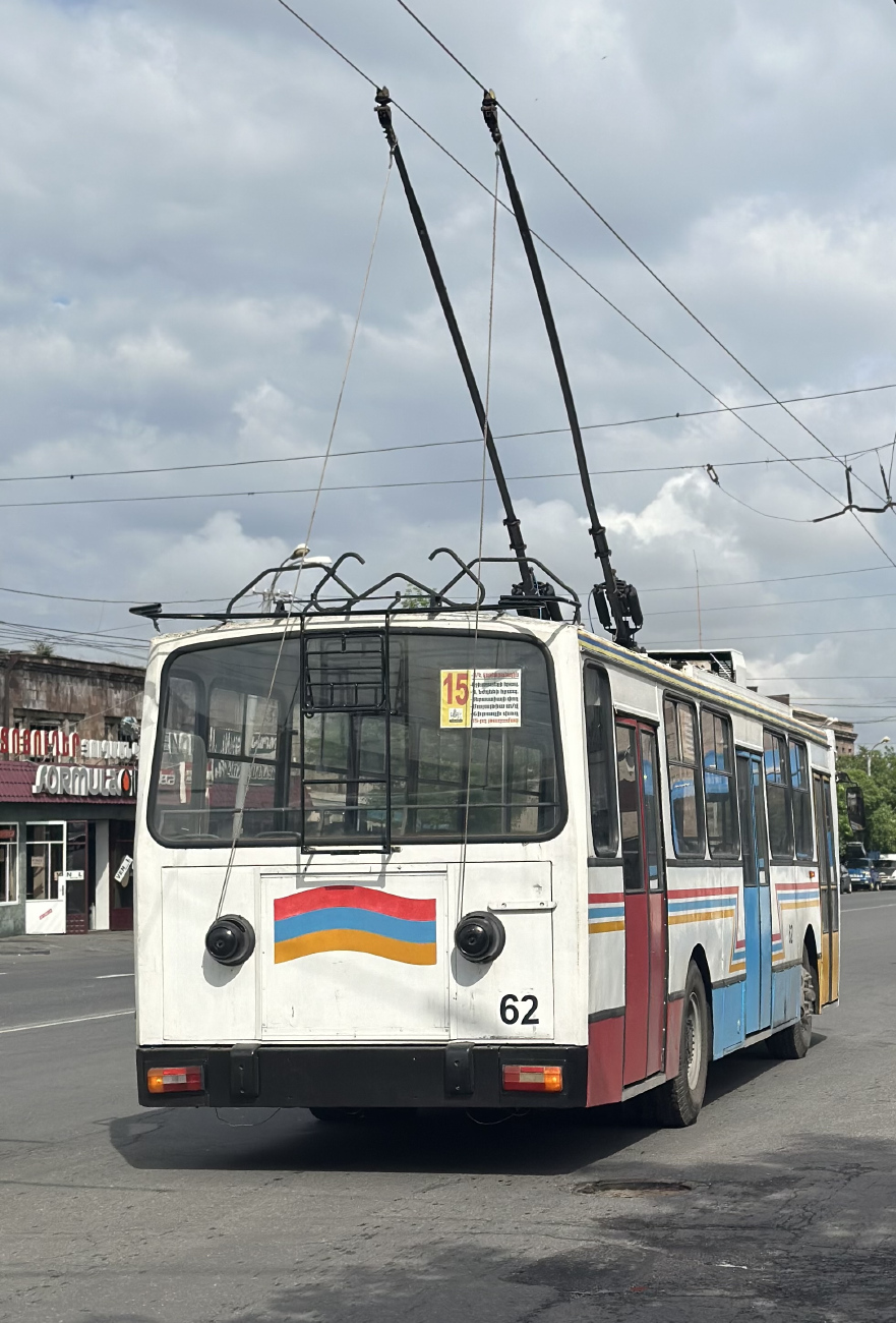 Ереван, Škoda 14Tr № 62